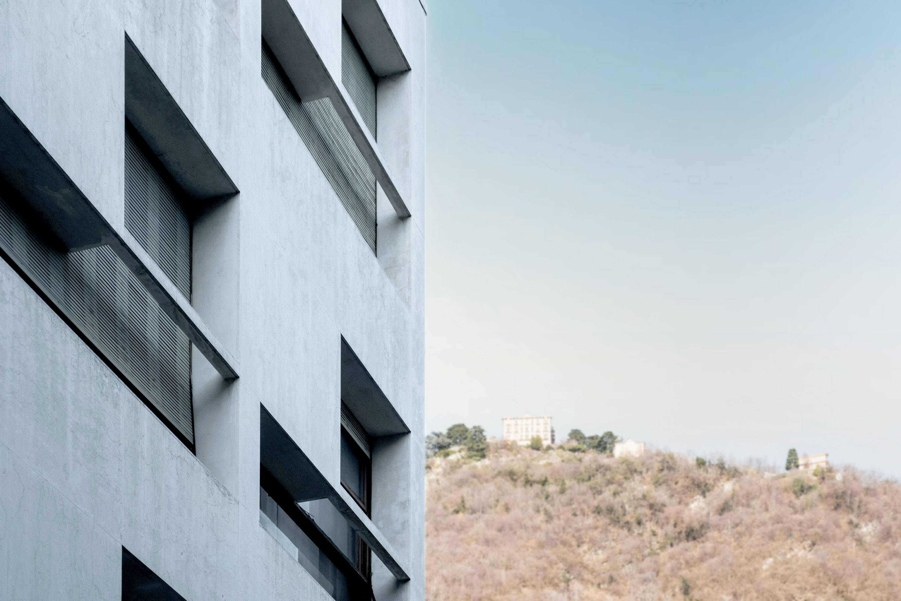 Geometri-como-collegio-casa-fascio